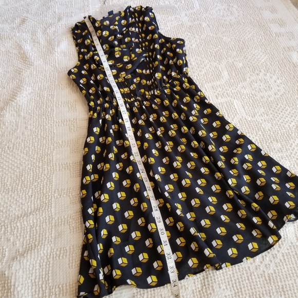 FOREVER 21 XXI Sleeveless Pleated Dress - Picture 14 of 14